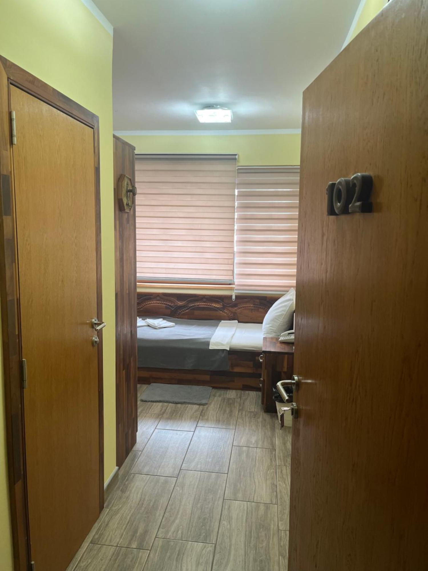 Hotel "Vir" 大普拉纳 外观 照片